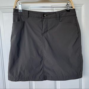 •Eddie Bauer• Women’s Athletic/Hiking Skort - Size 4